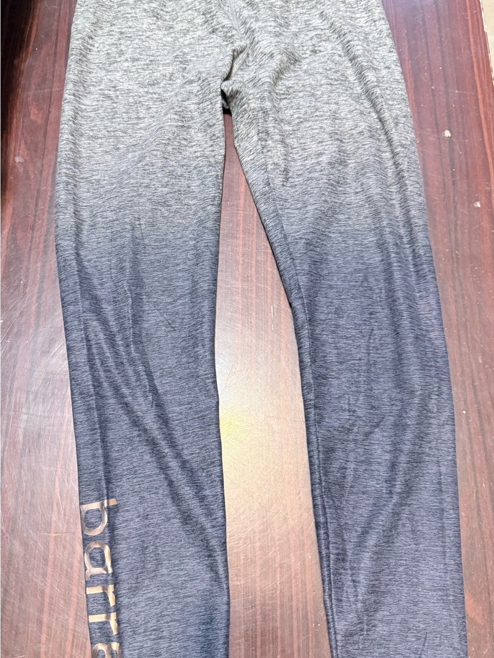 Beyond Yoga Ombre Gray to Charcoal Leggings